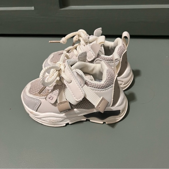 Chunky Neutral Toddler Sneakers - Picture 3 of 6
